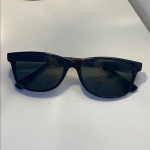 simple black sunglasses